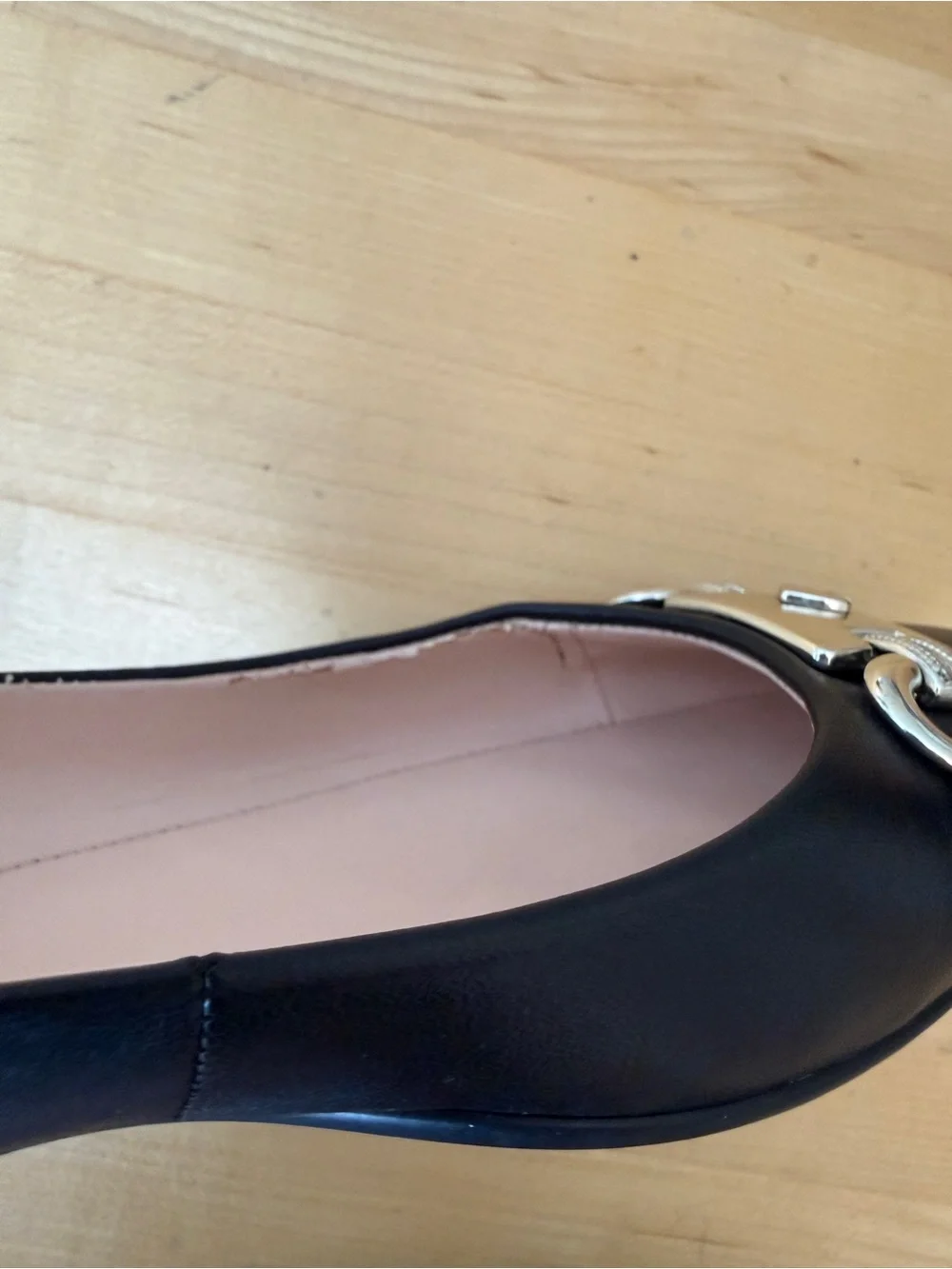 KATE SPADE PAYTON LEATHER BLACK AND SILVER SLIP ON FLATS SIZE 7.5